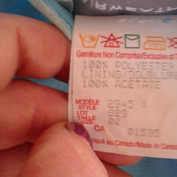 PROM/GRAD DRESS - Picture 8 of 11